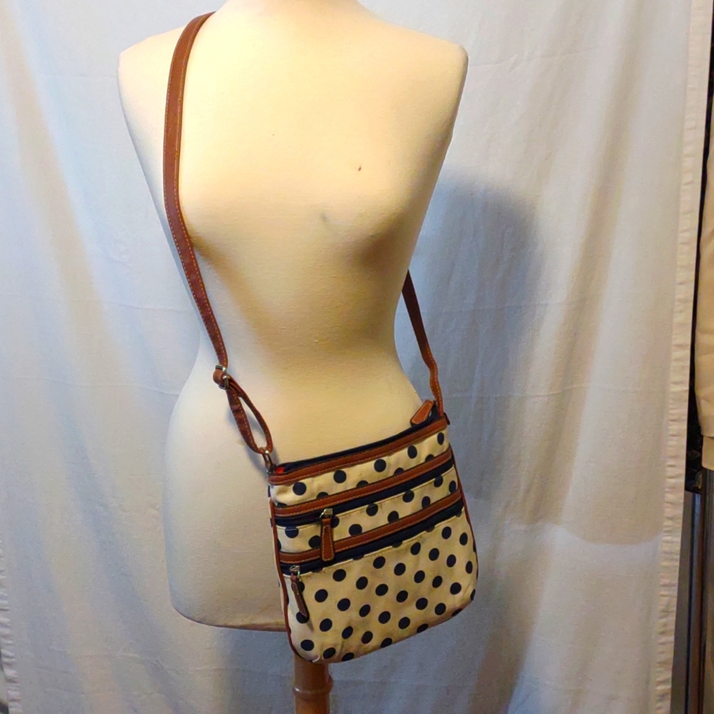Croft and Barrow Cross body purse